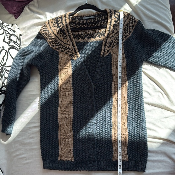 Alexander McQueen brand new without tags sweater 100% soft wool, never used‼️ - Picture 9 of 10